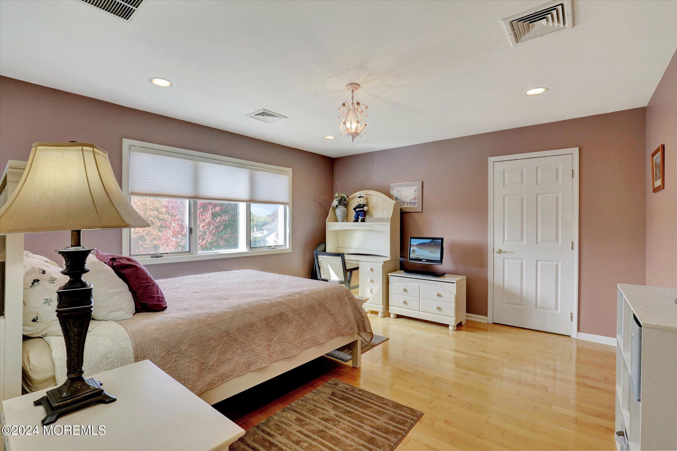 12 Yellow Brook Road