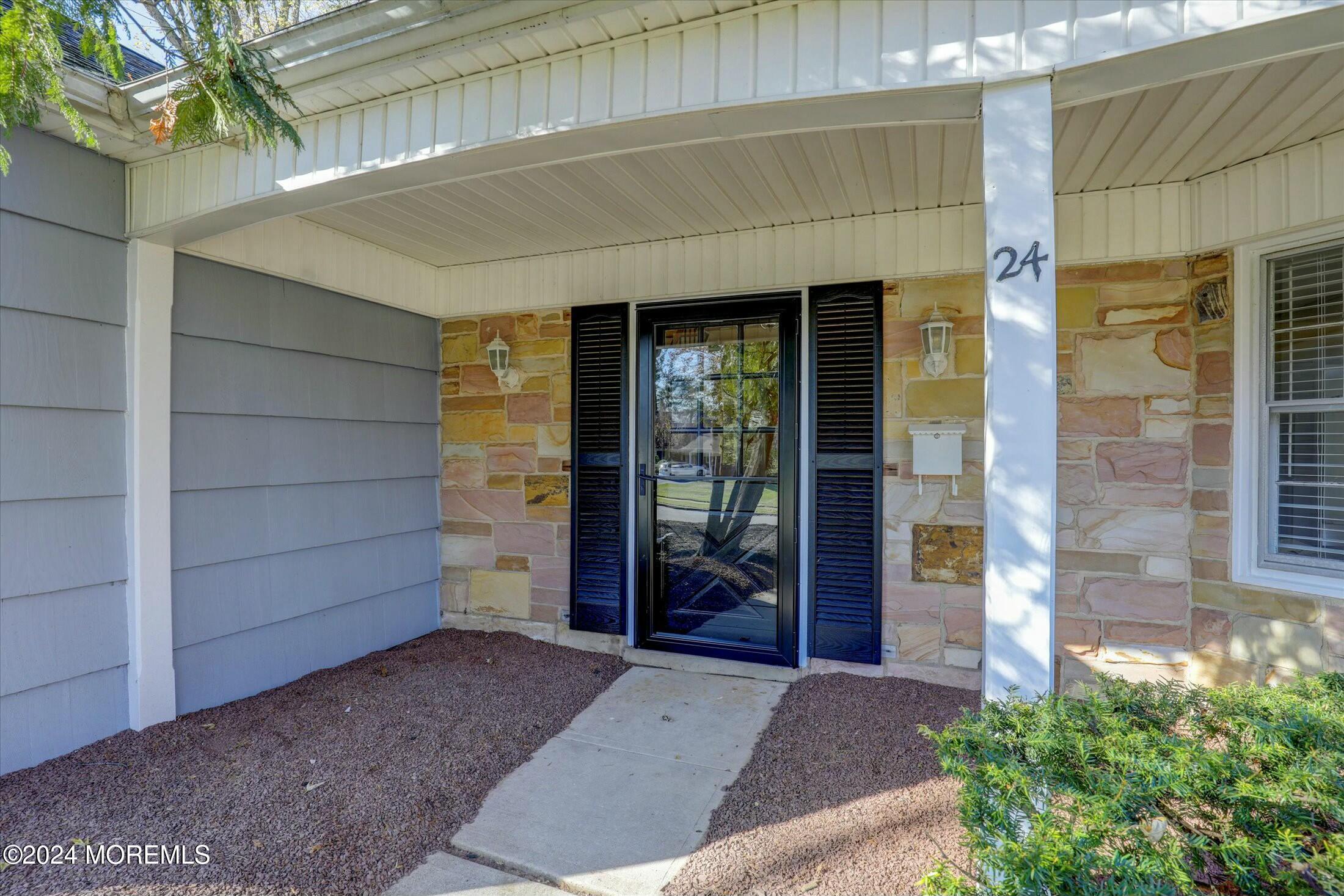 24 Appletree Drive