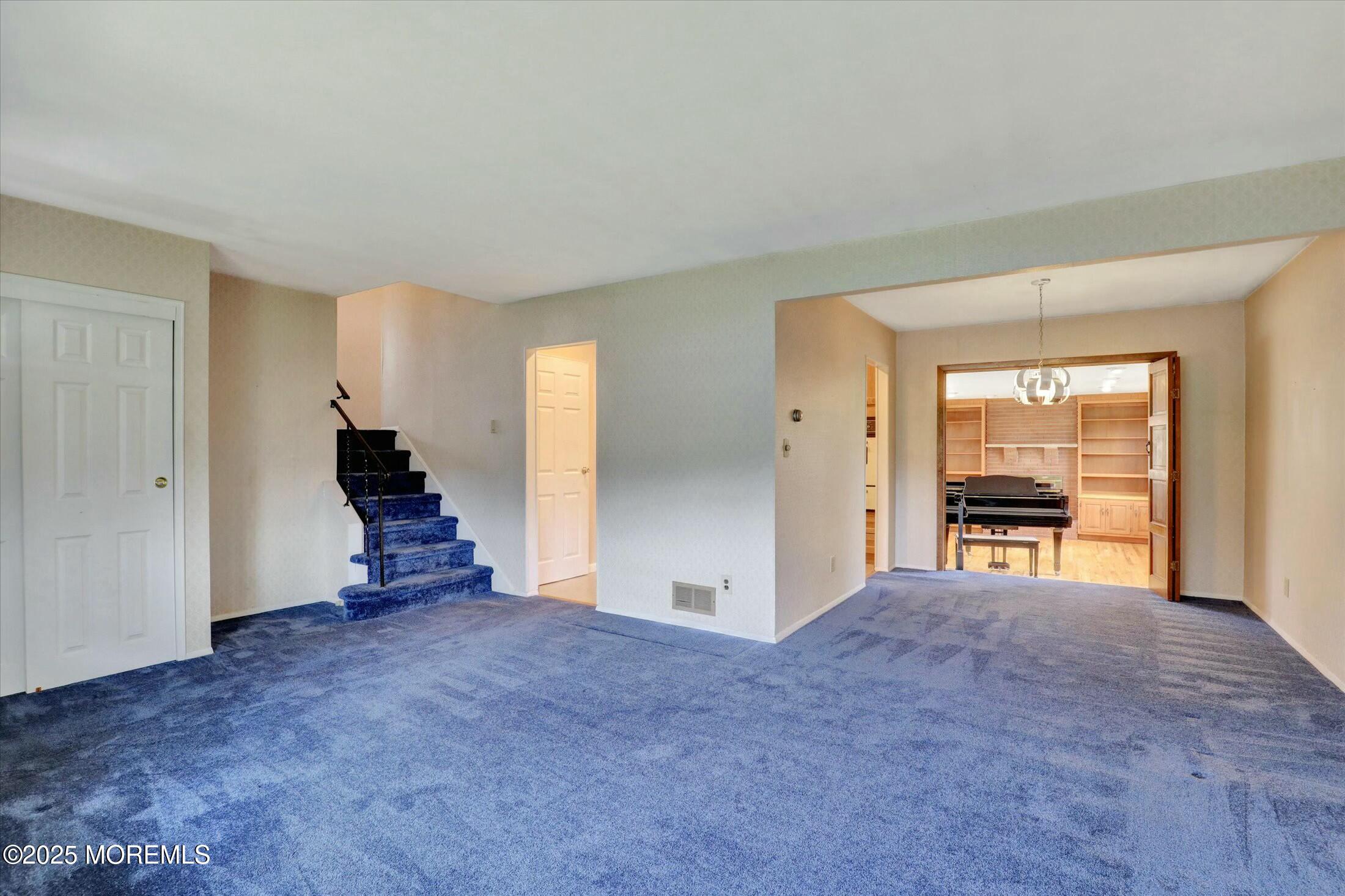 914 Green Grove Road