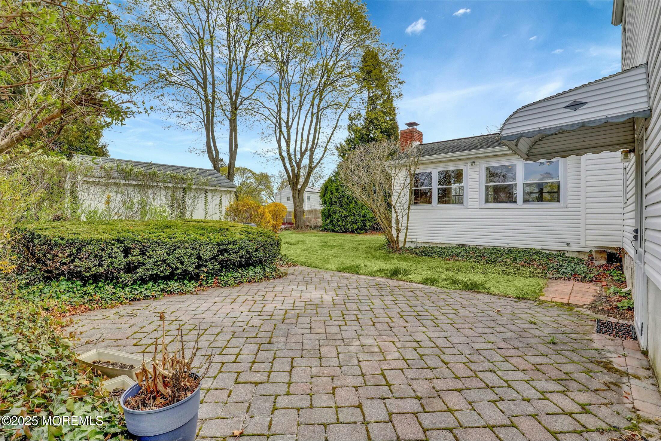 914 Green Grove Road