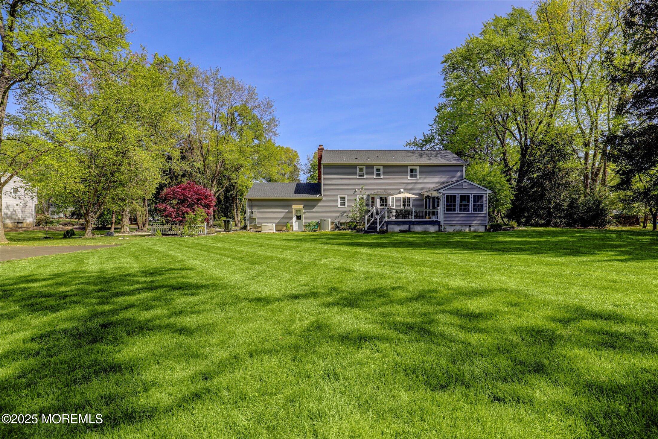 18 Algonquin Road