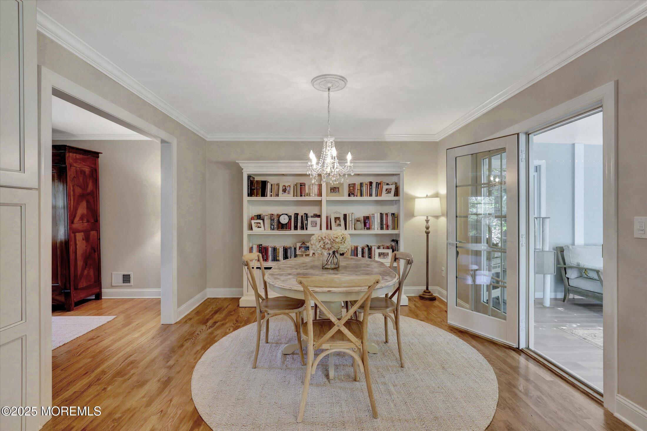 18 Algonquin Road