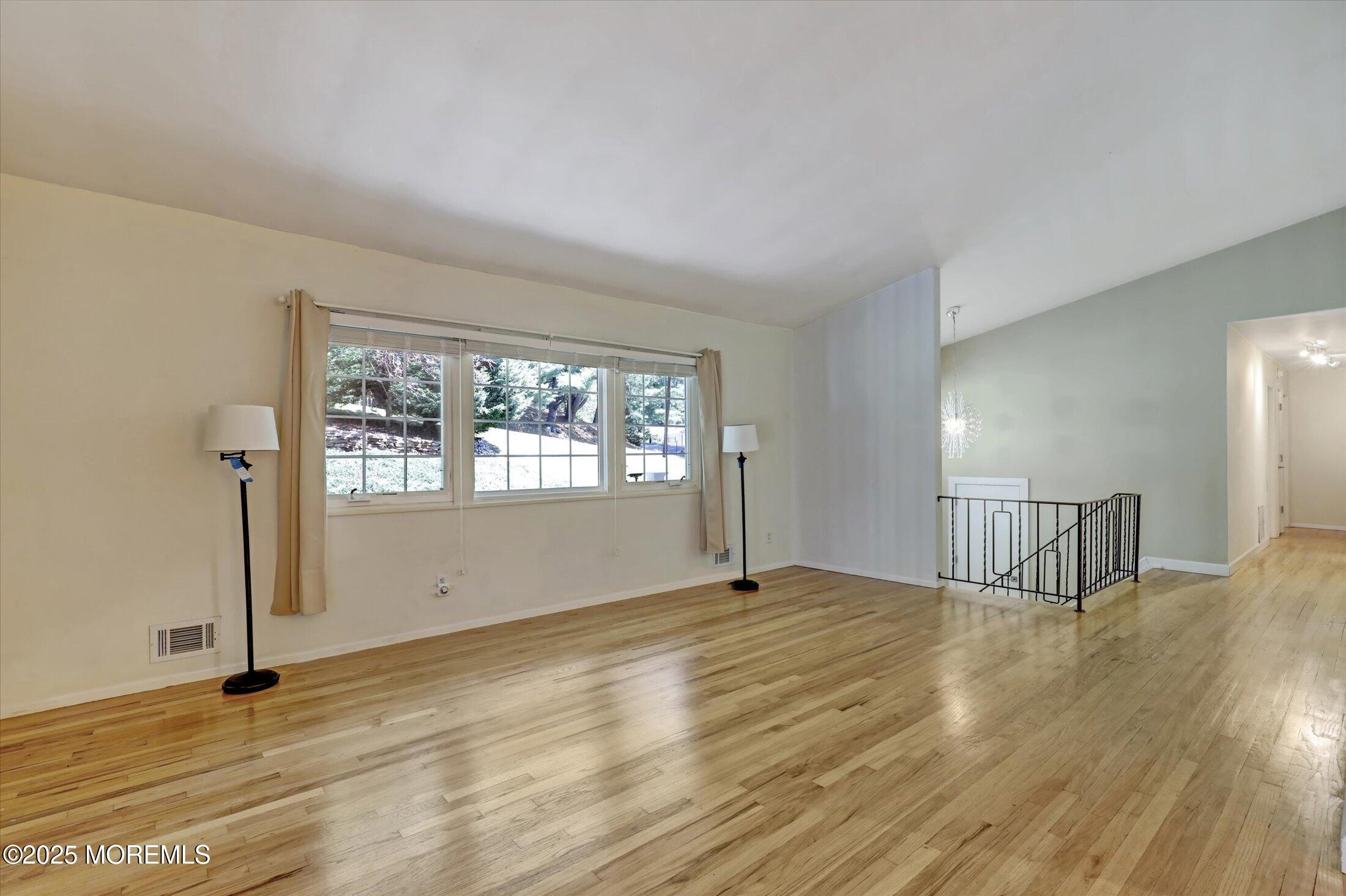 23 Mount Drive