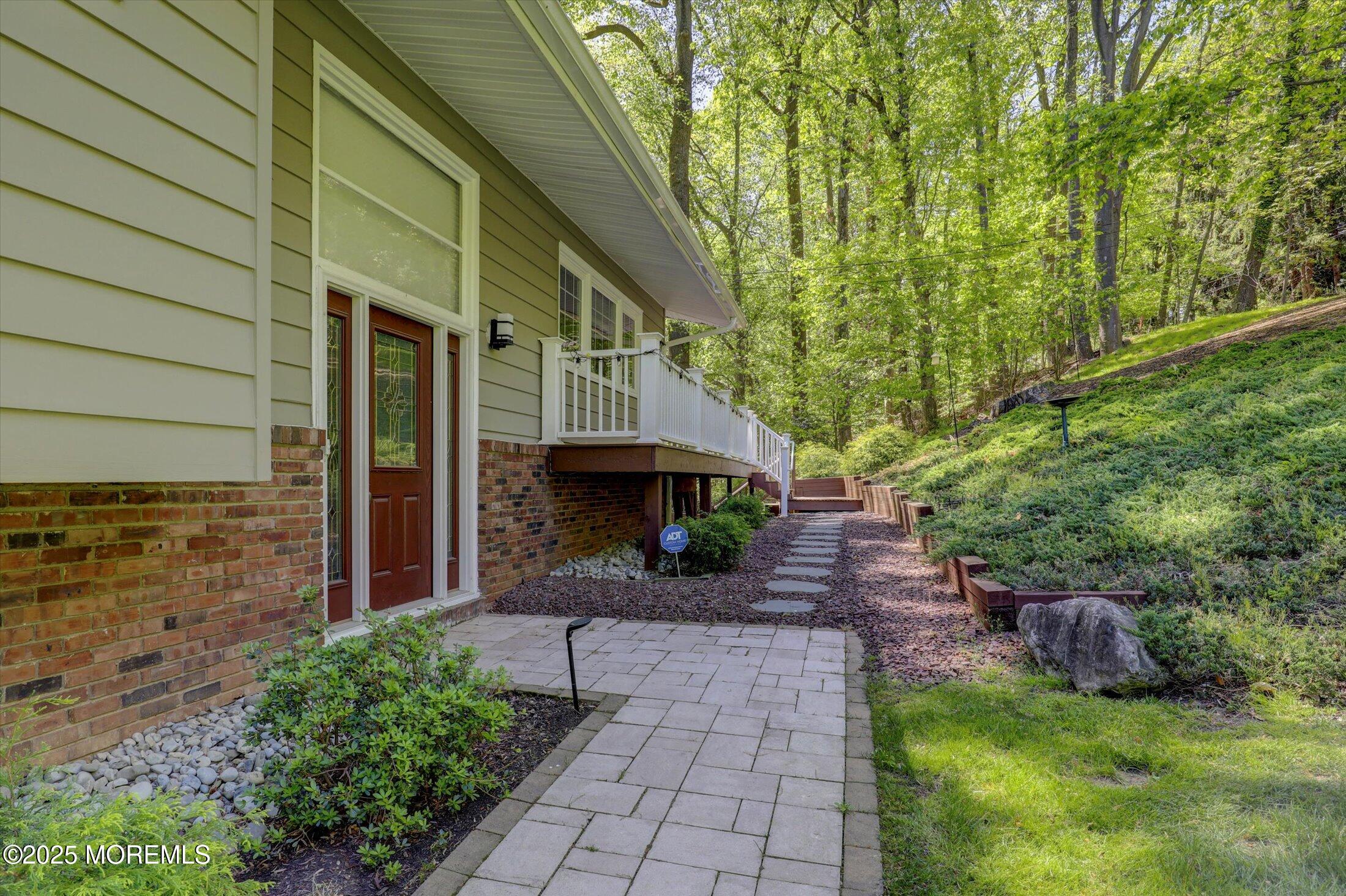 23 Mount Drive