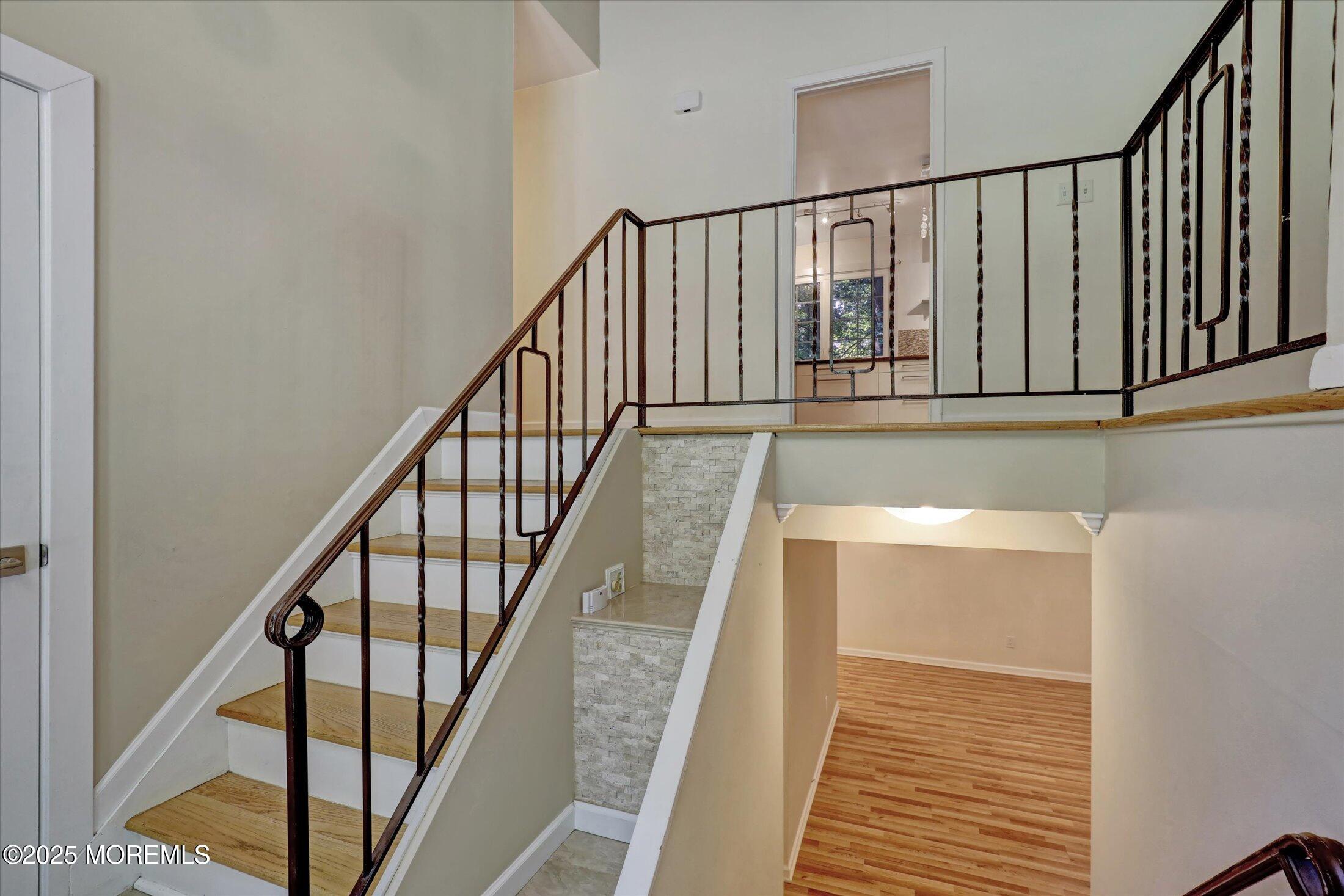 23 Mount Drive