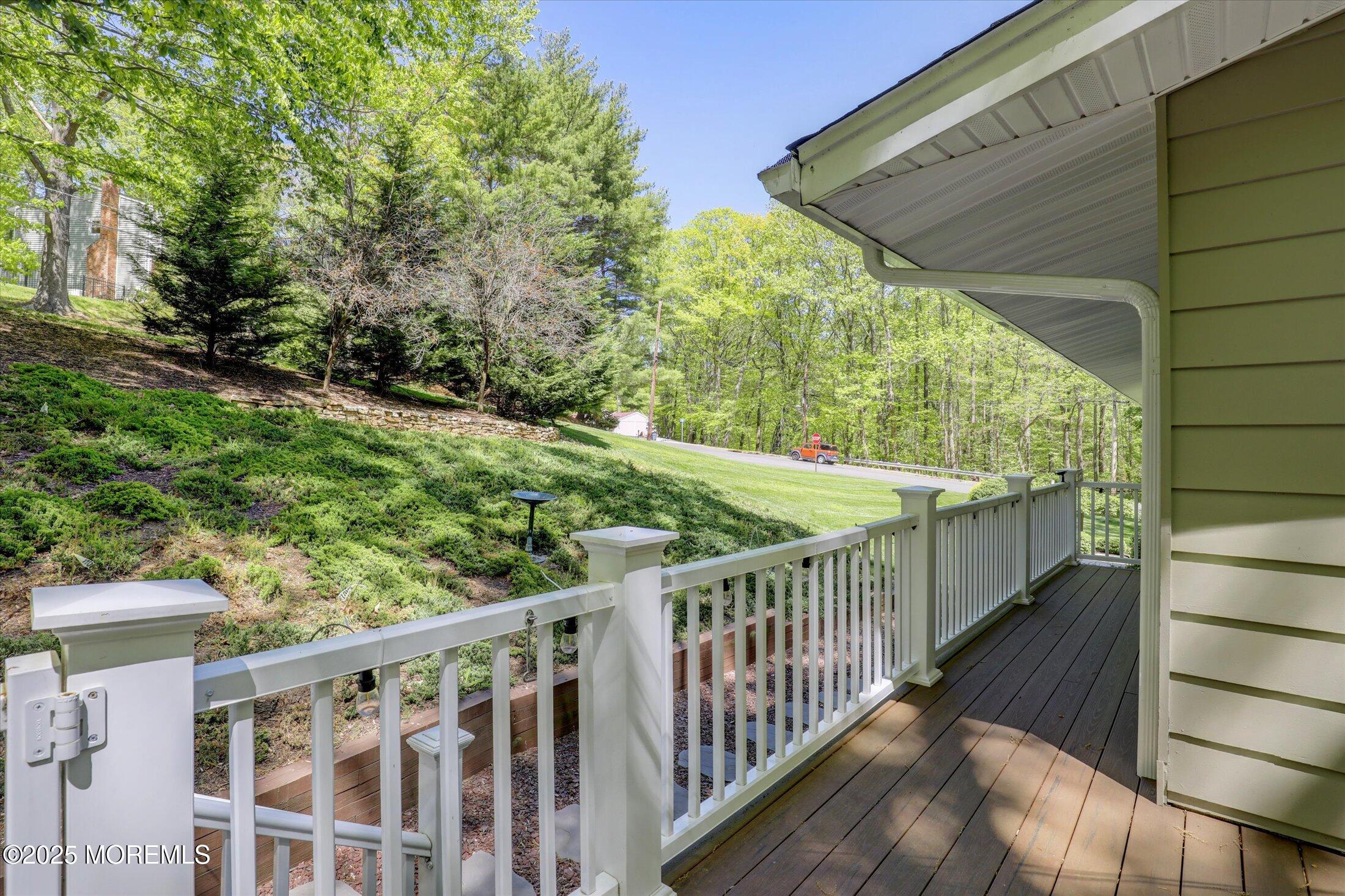 23 Mount Drive