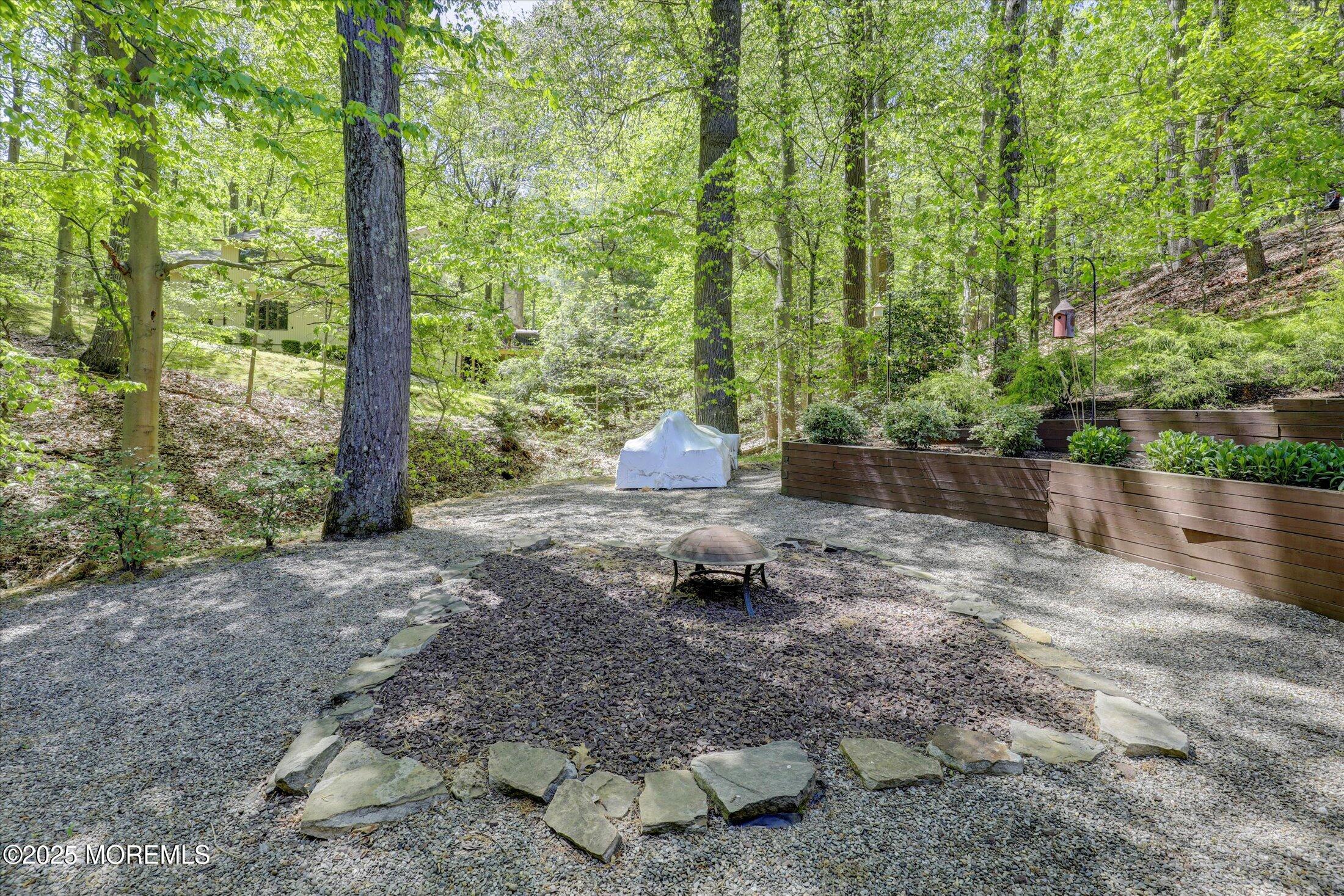 23 Mount Drive