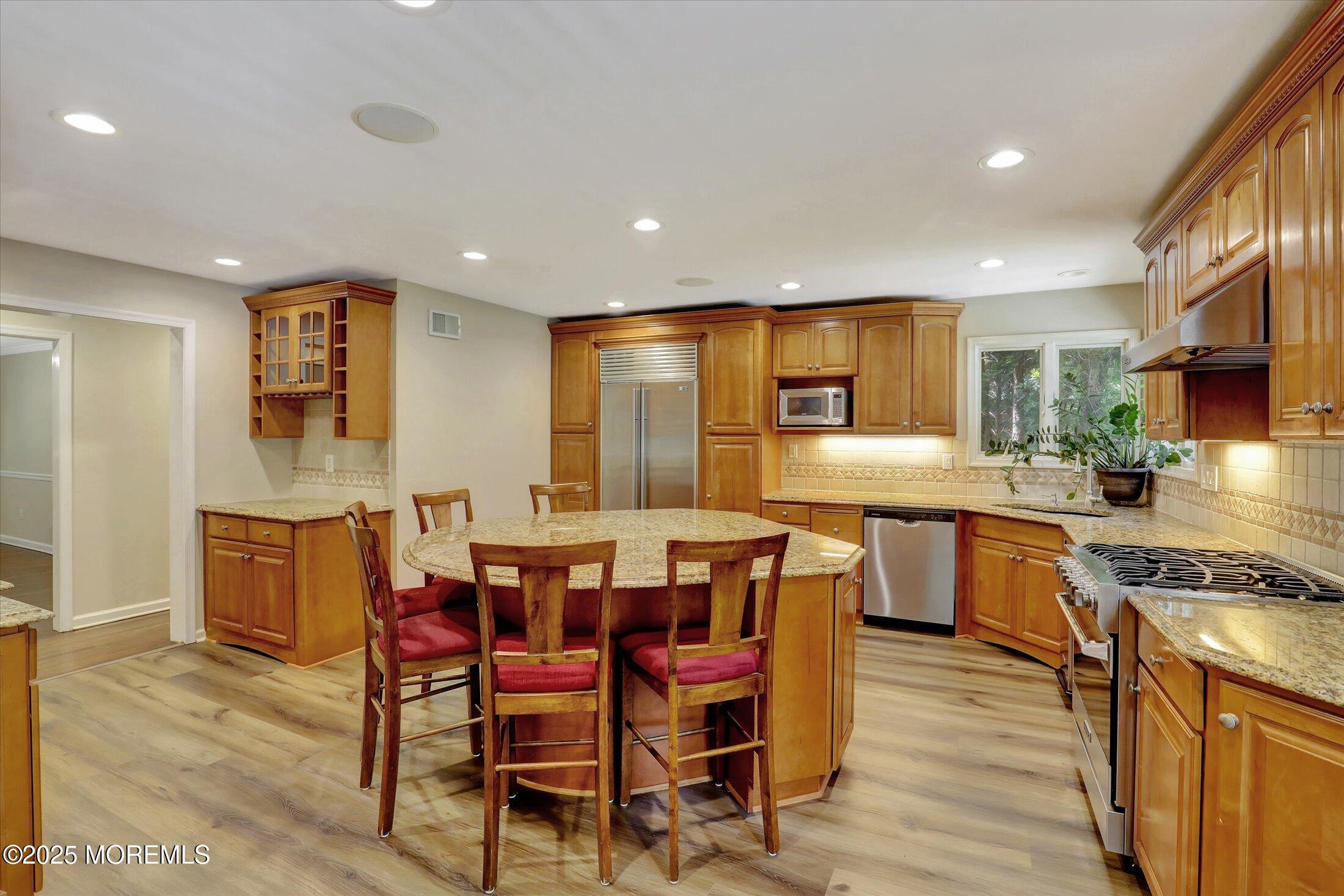 5 Eagle Hill Road