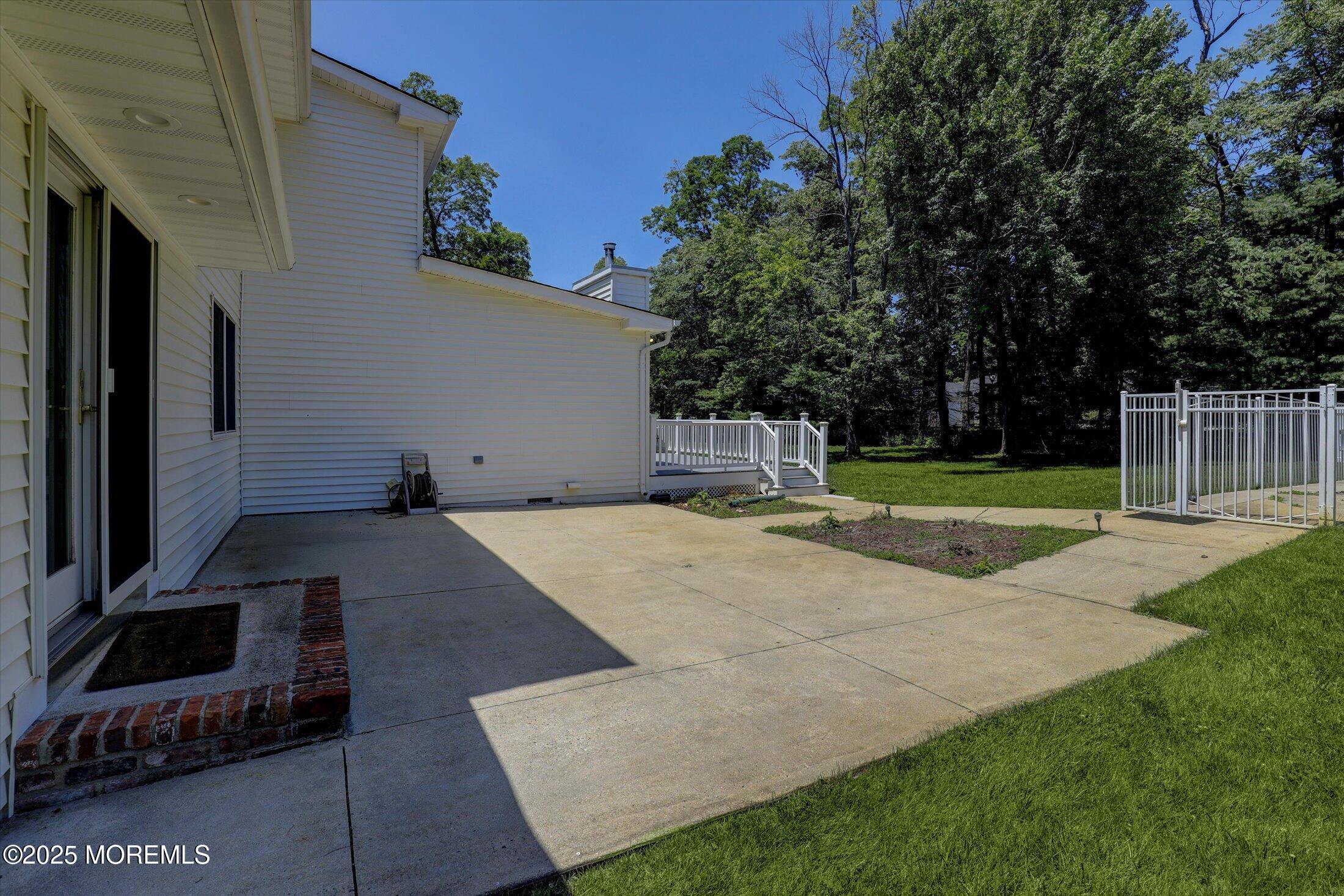 5 Eagle Hill Road