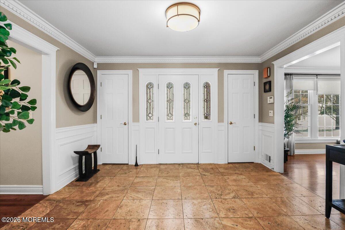 6 Twin Brooks Court