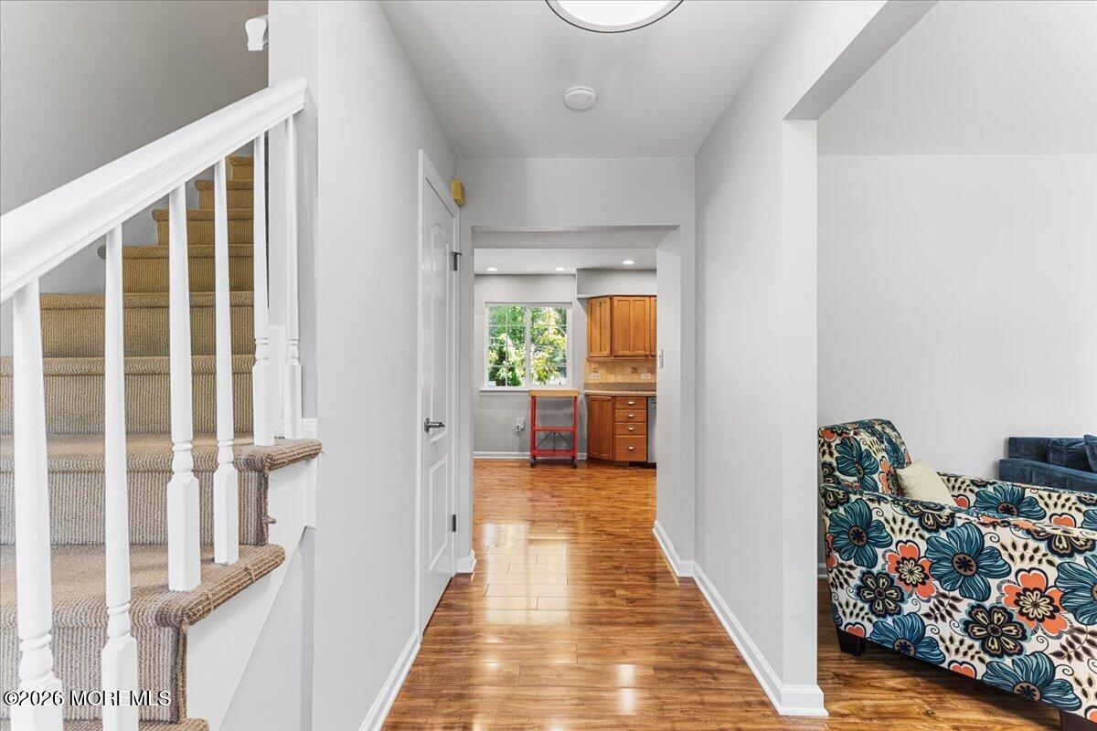 17 Monroe Lane