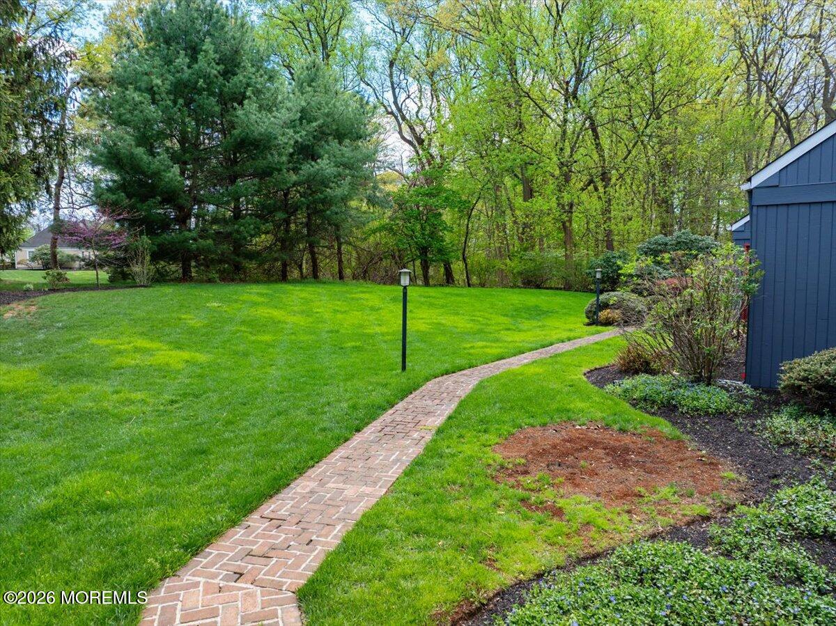 11 Galloping Hill Road