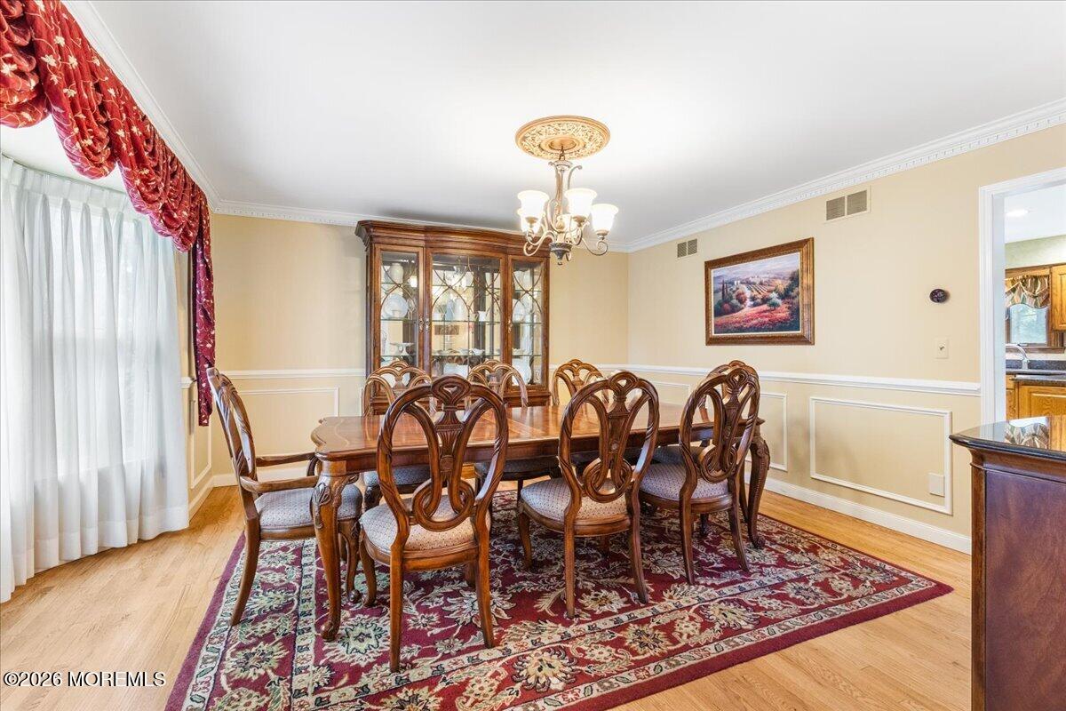 6 Woodhollow Drive