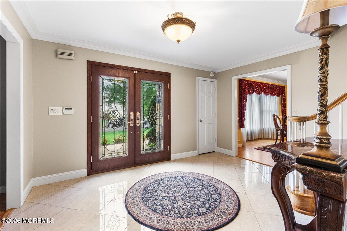 6 Woodhollow Drive