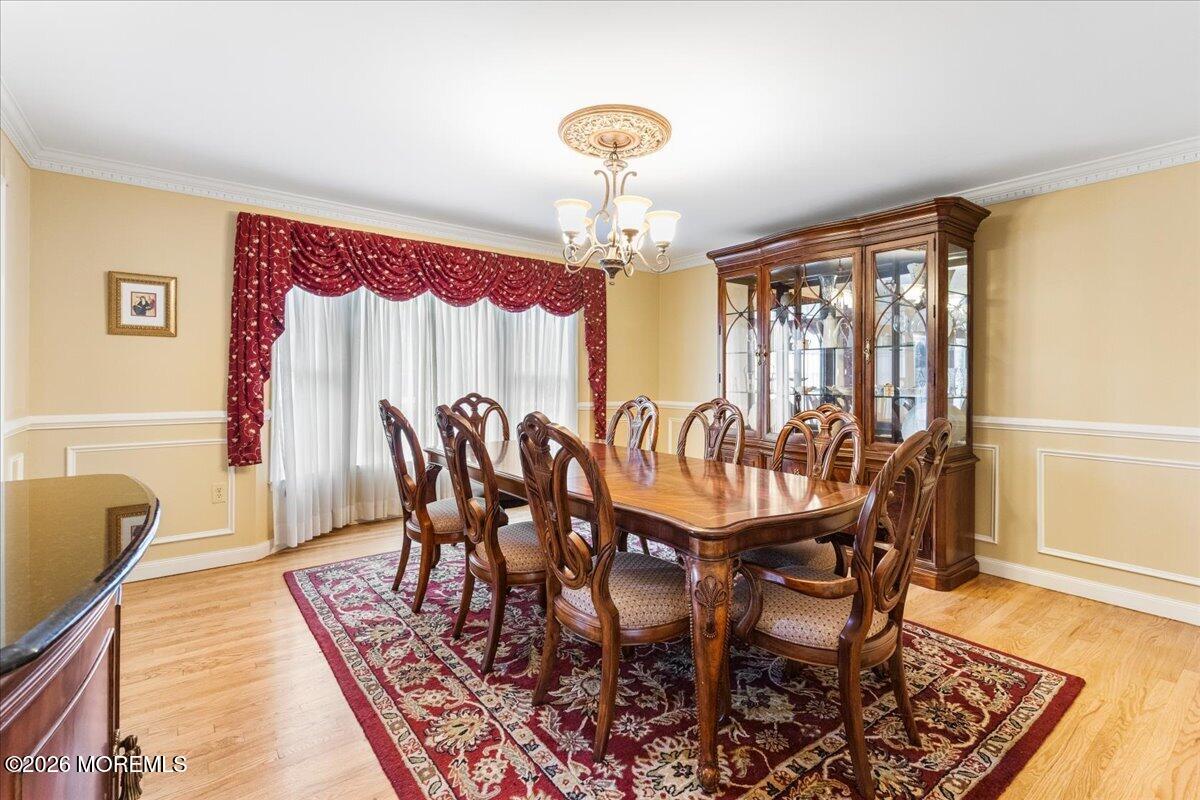 6 Woodhollow Drive