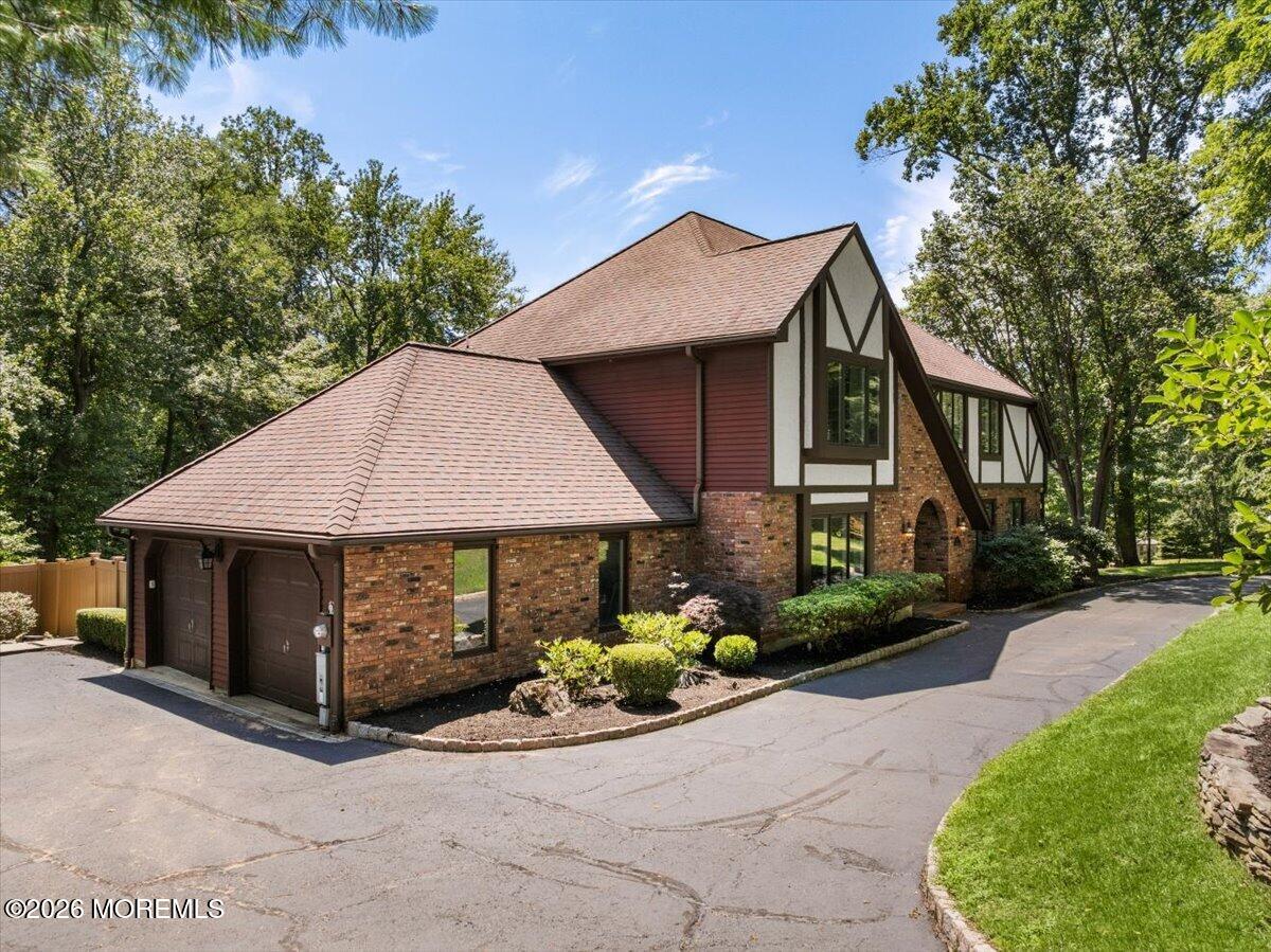 16 Sherwood Court