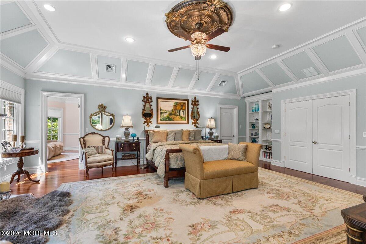 216 Holland Road