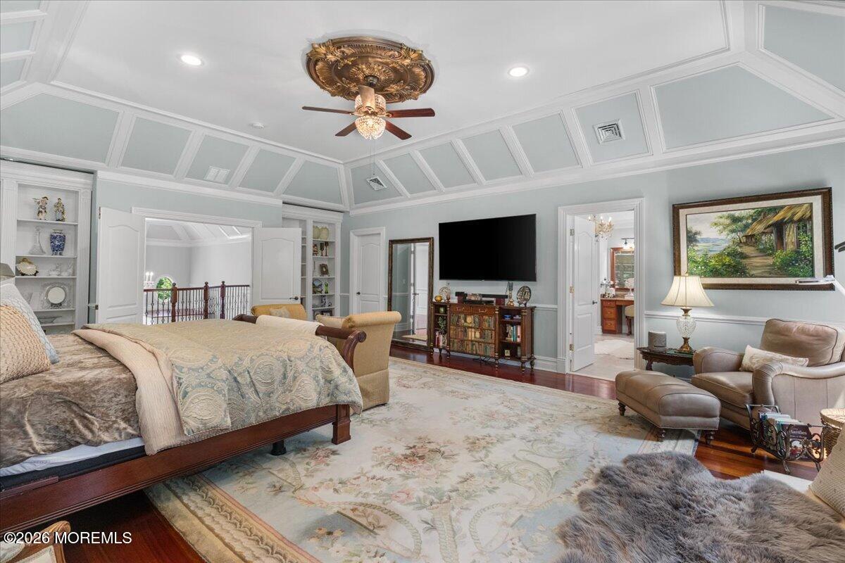 216 Holland Road