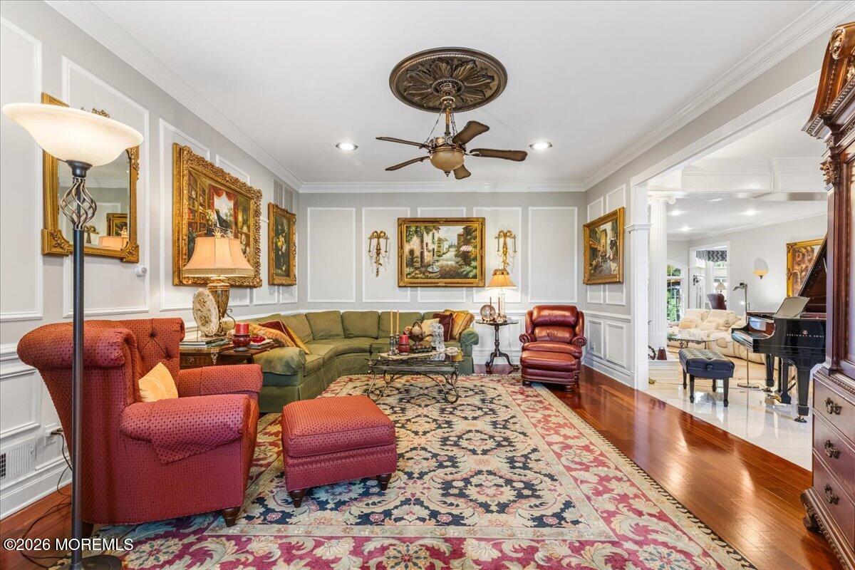 216 Holland Road