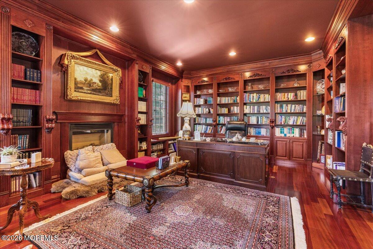 216 Holland Road