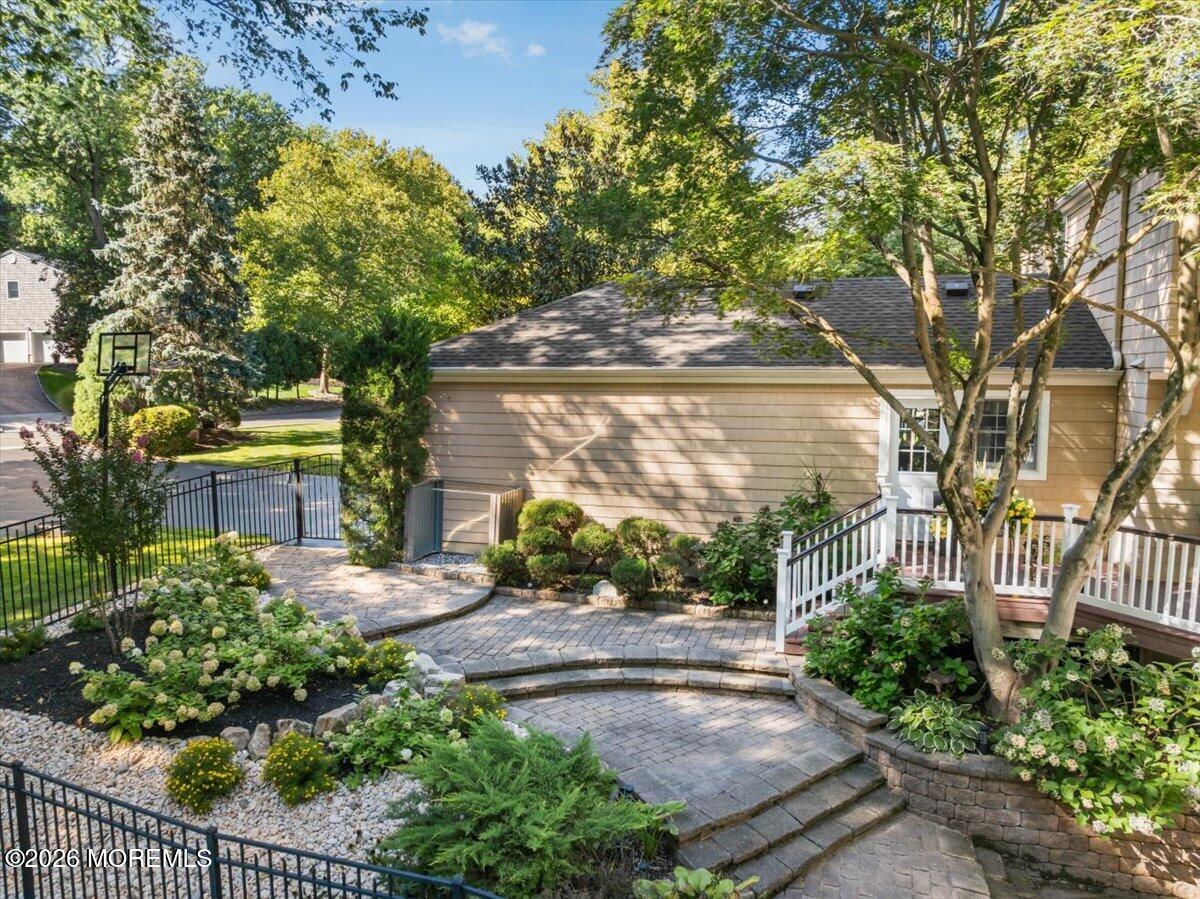 31 Huntley Road