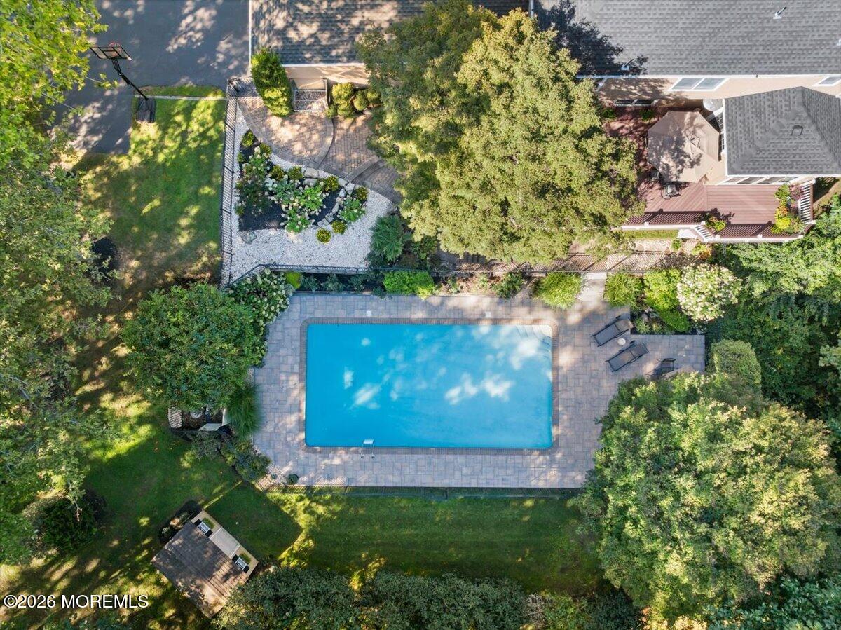 31 Huntley Road