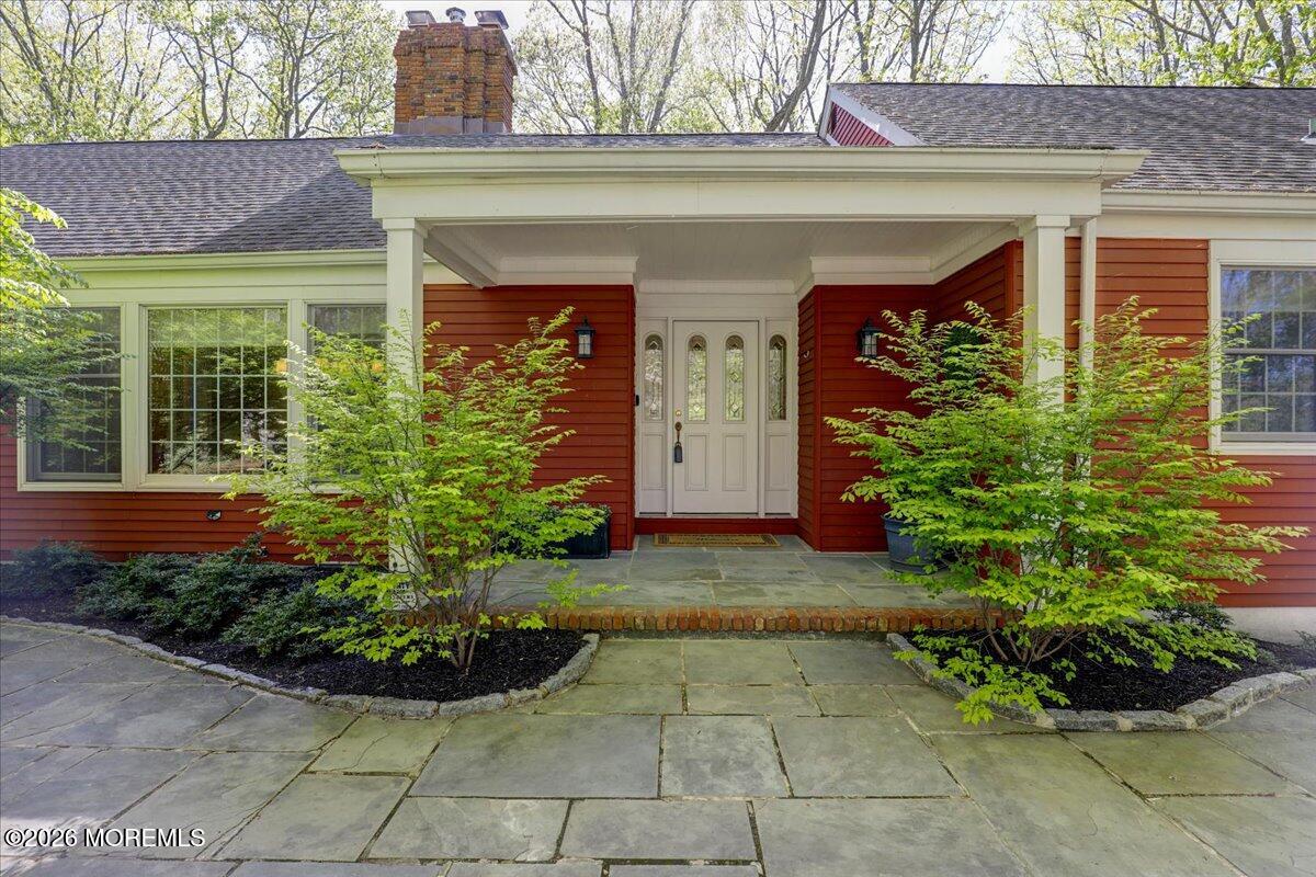 6 Twin Brooks Court