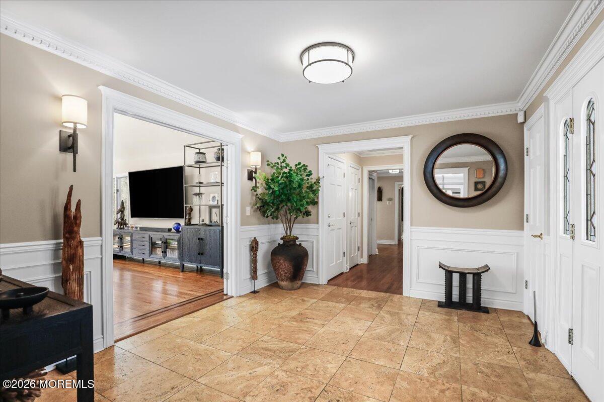 6 Twin Brooks Court