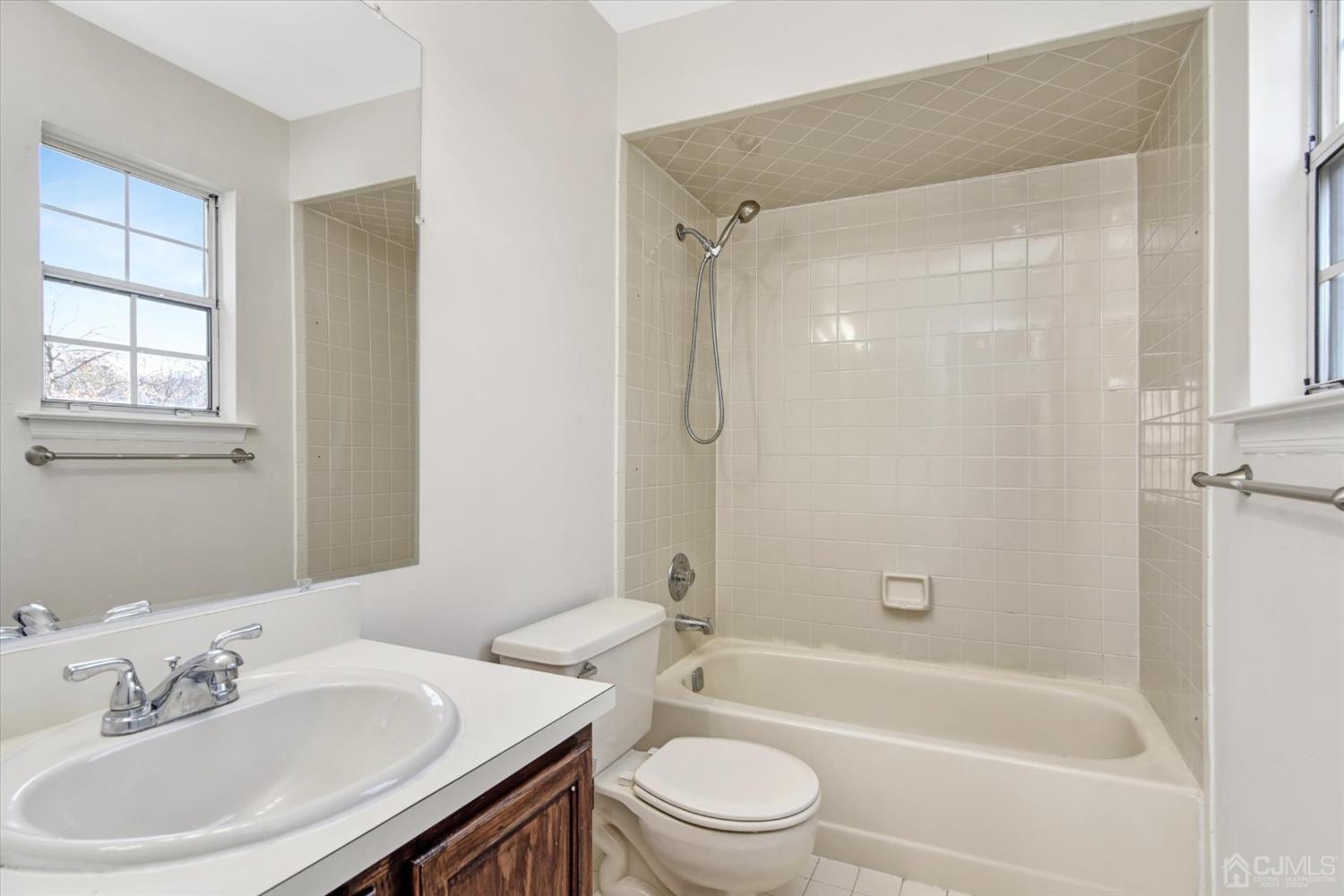 67 Nottingham Drive # 33