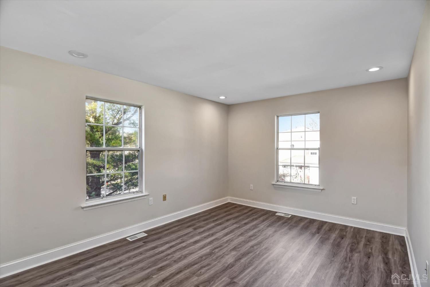 67 Nottingham Drive # 33