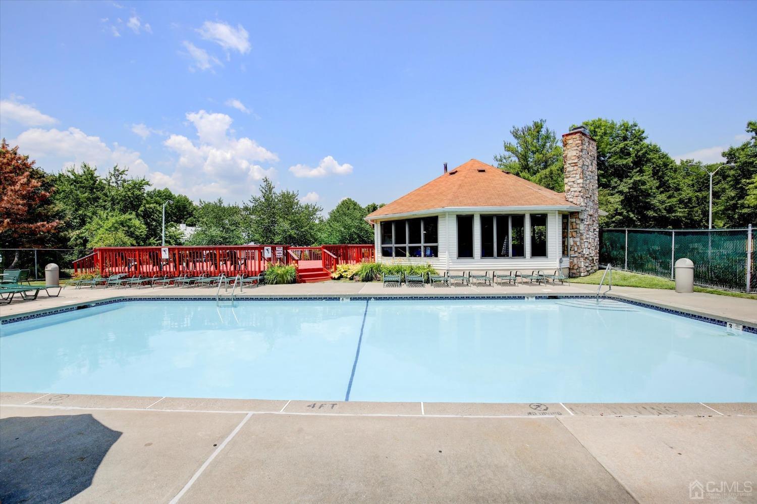 67 Nottingham Drive # 33