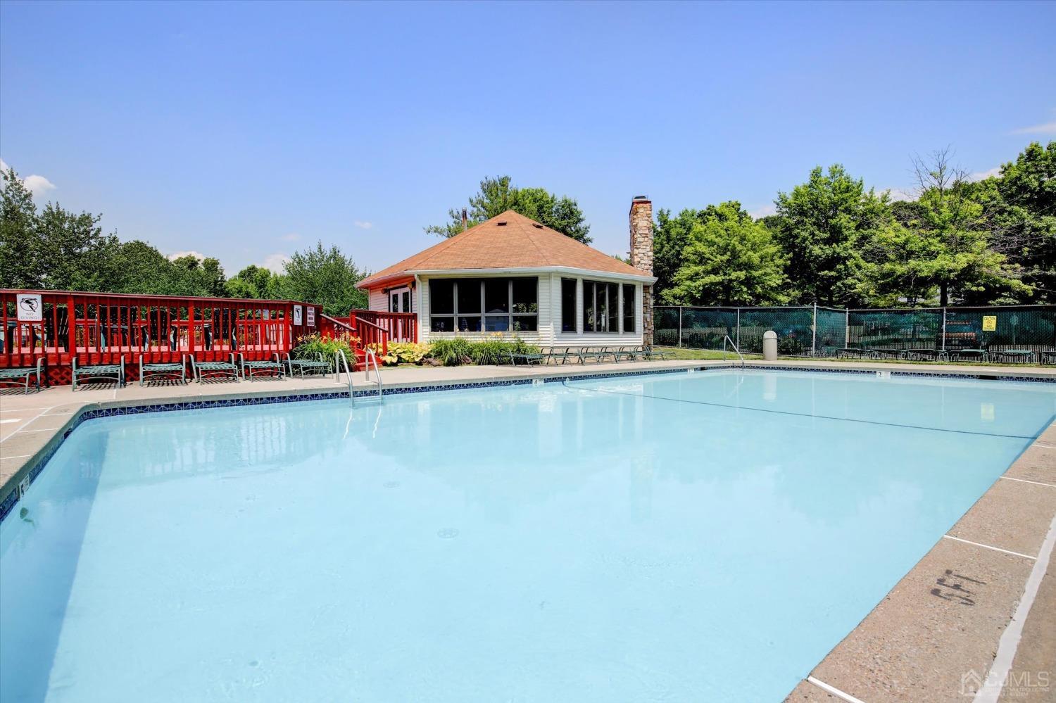 67 Nottingham Drive # 33