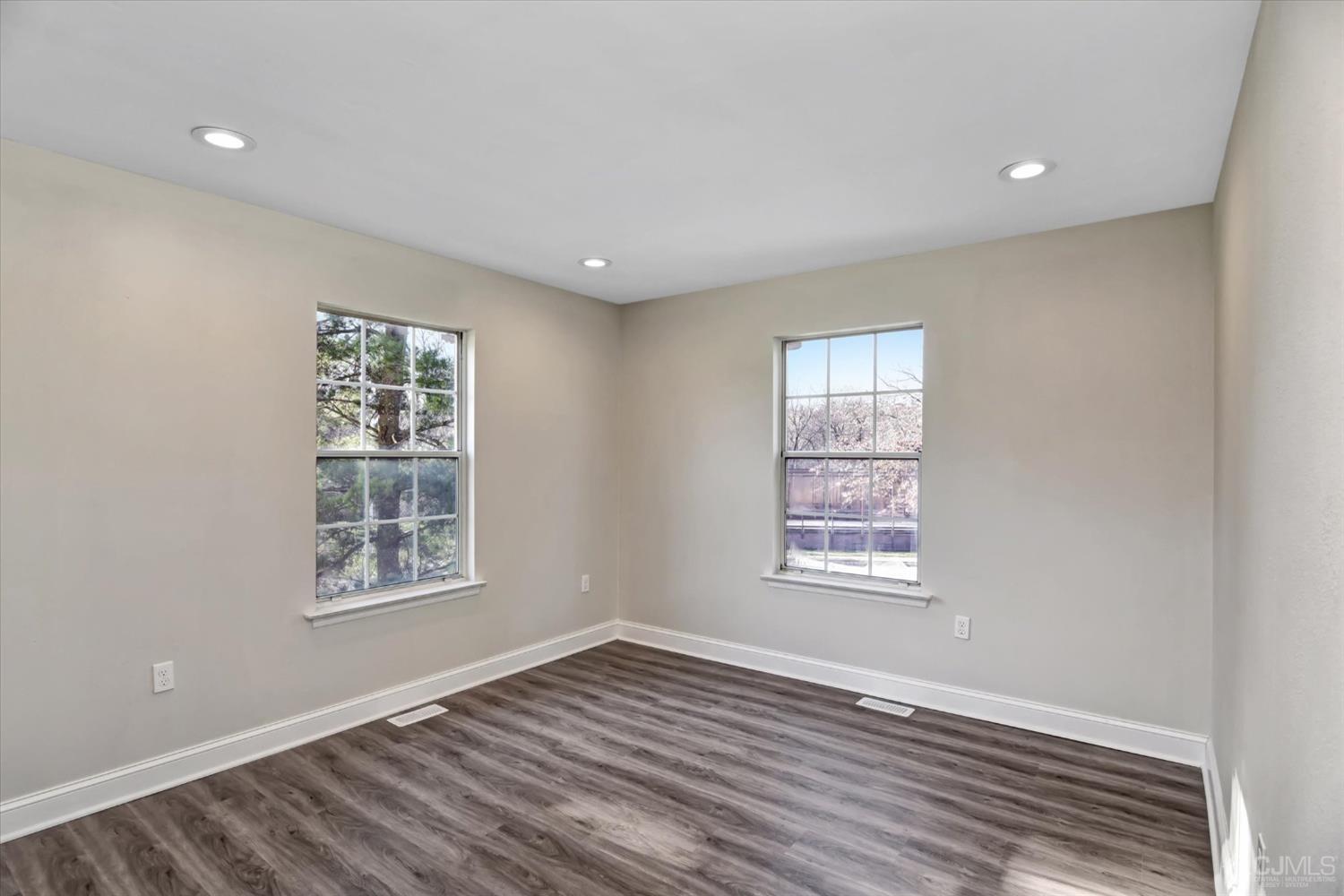 67 Nottingham Drive # 33