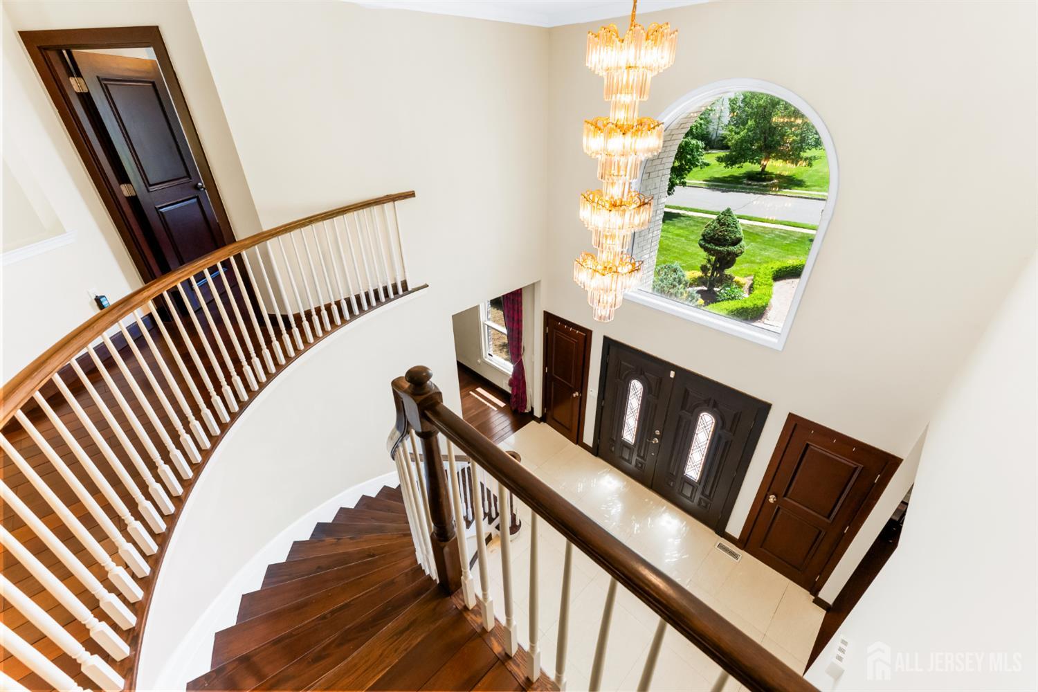 16 Dakota Drive