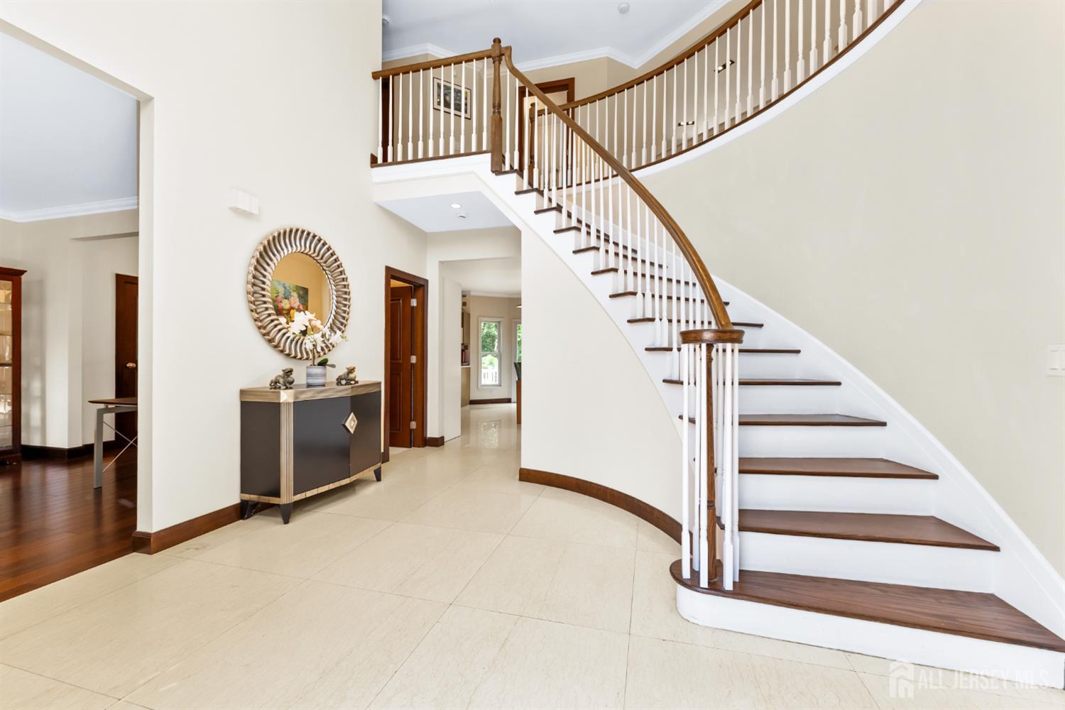 16 Dakota Drive