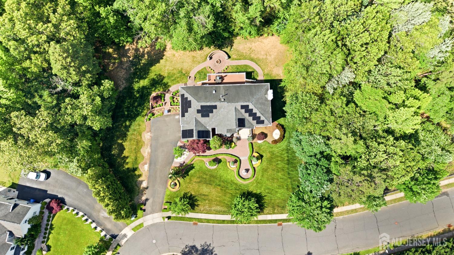 16 Dakota Drive