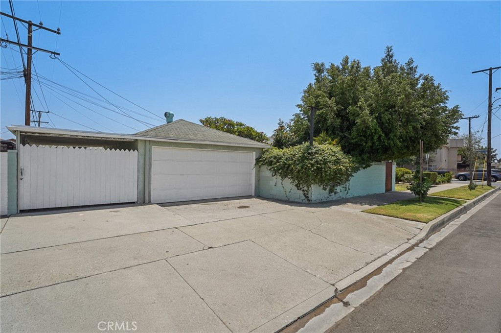 5801 Repetto Avenue