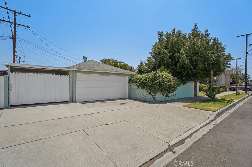 5801 Repetto Avenue