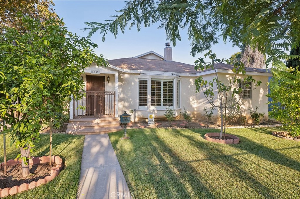 6542 Zelzah Avenue