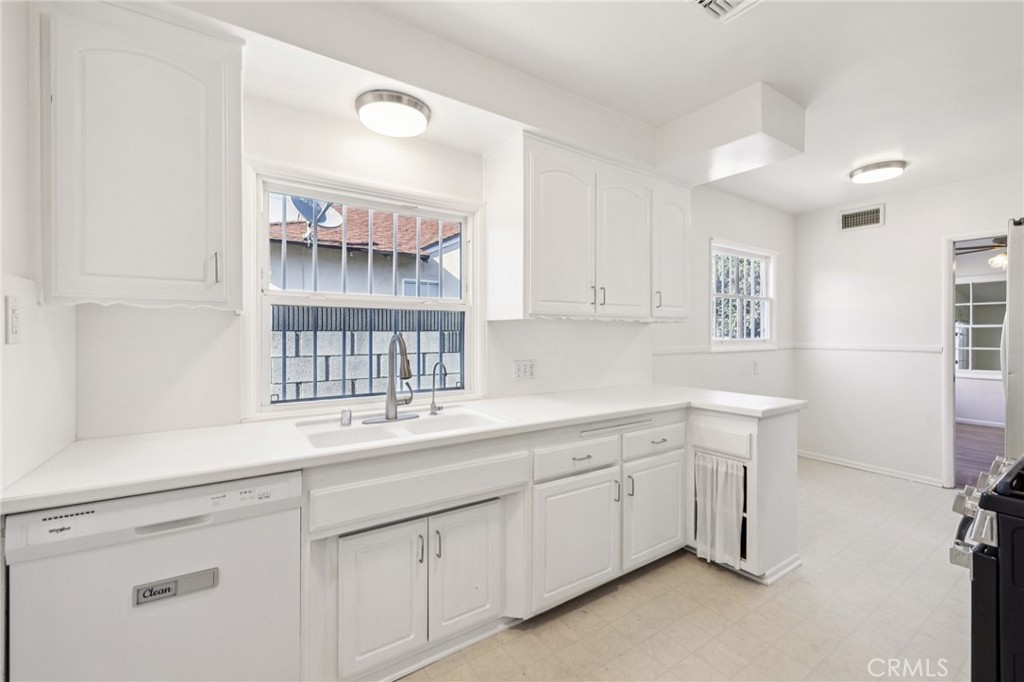 10536 Andasol Avenue