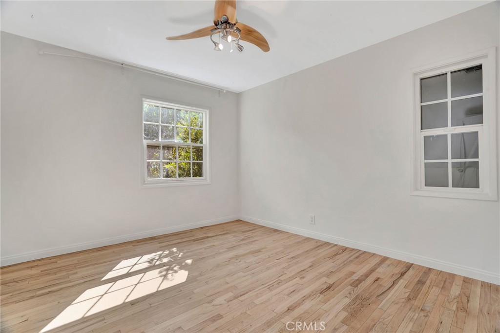 17329 Burbank Boulevard