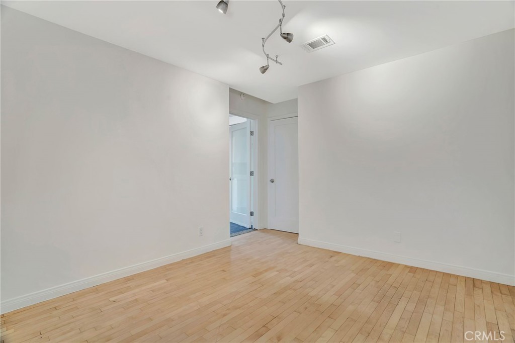 17329 Burbank Boulevard