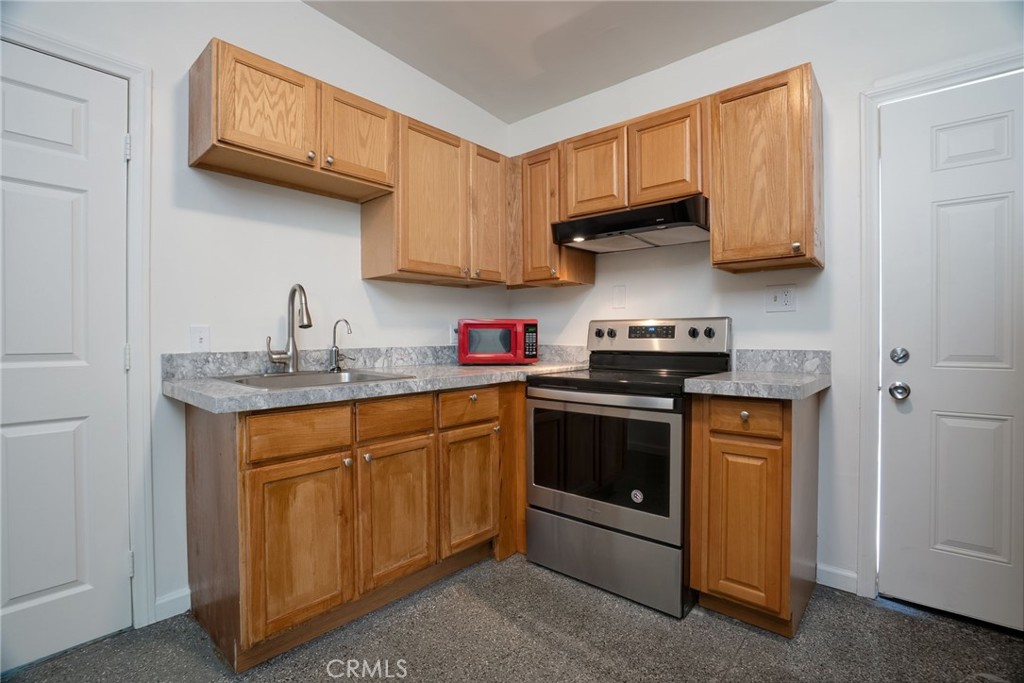 17329 Burbank Boulevard