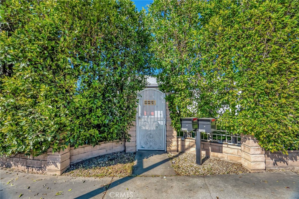 17329 Burbank Boulevard