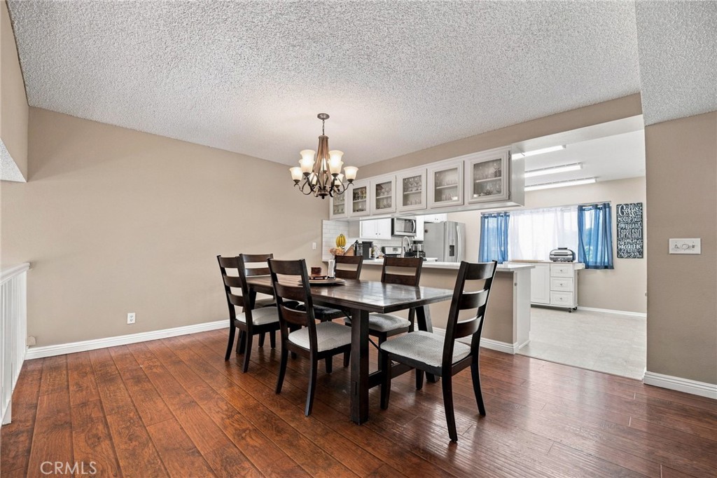 18360 Collins L