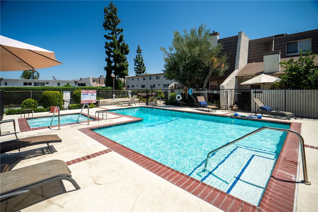 18360 Collins L