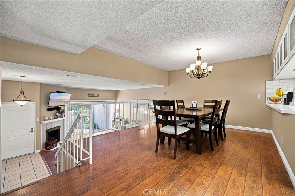 18360 Collins L