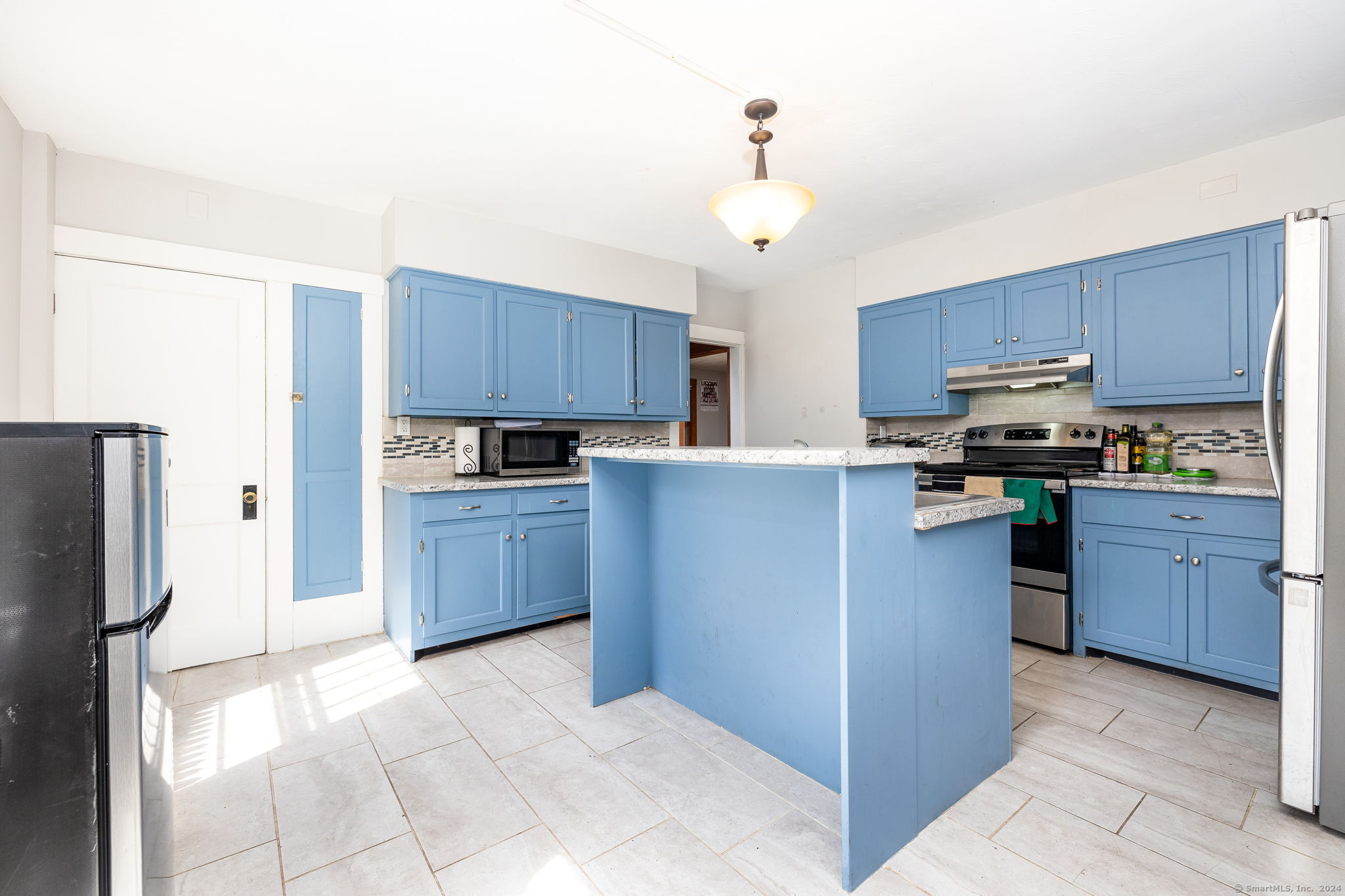 366 Pleasant Street
