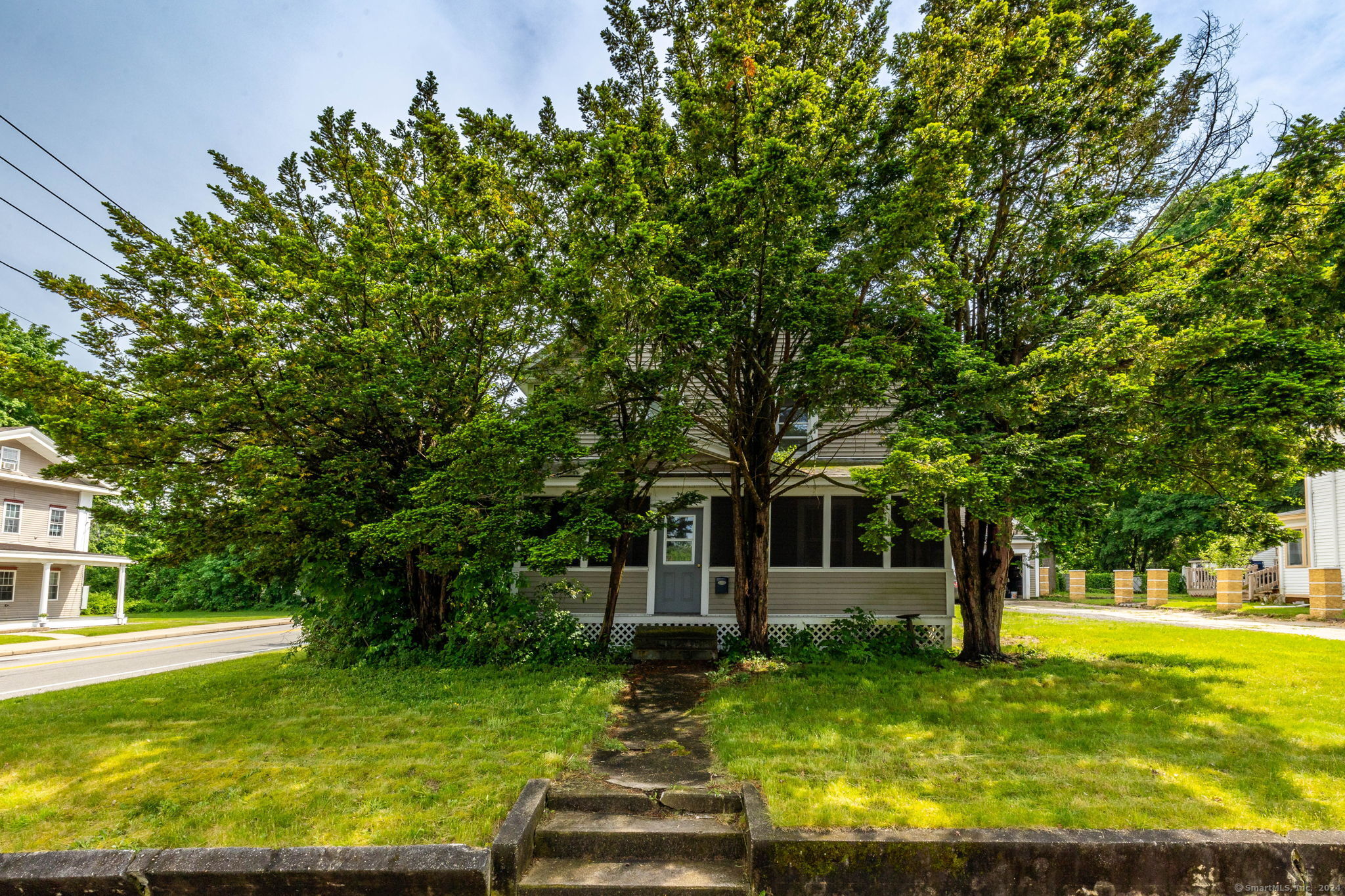 366 Pleasant Street