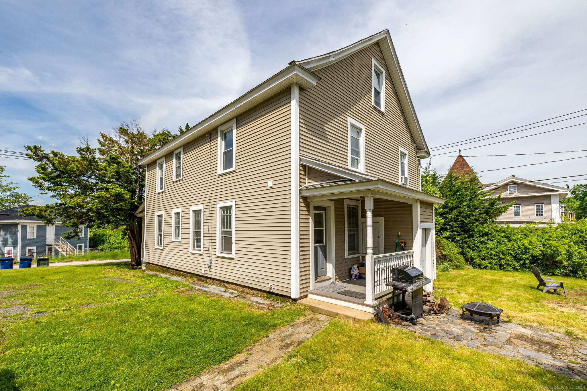 366 Pleasant Street